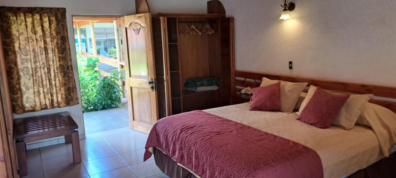 Hotel Puku Vai Hanga Roa Eksteriør billede